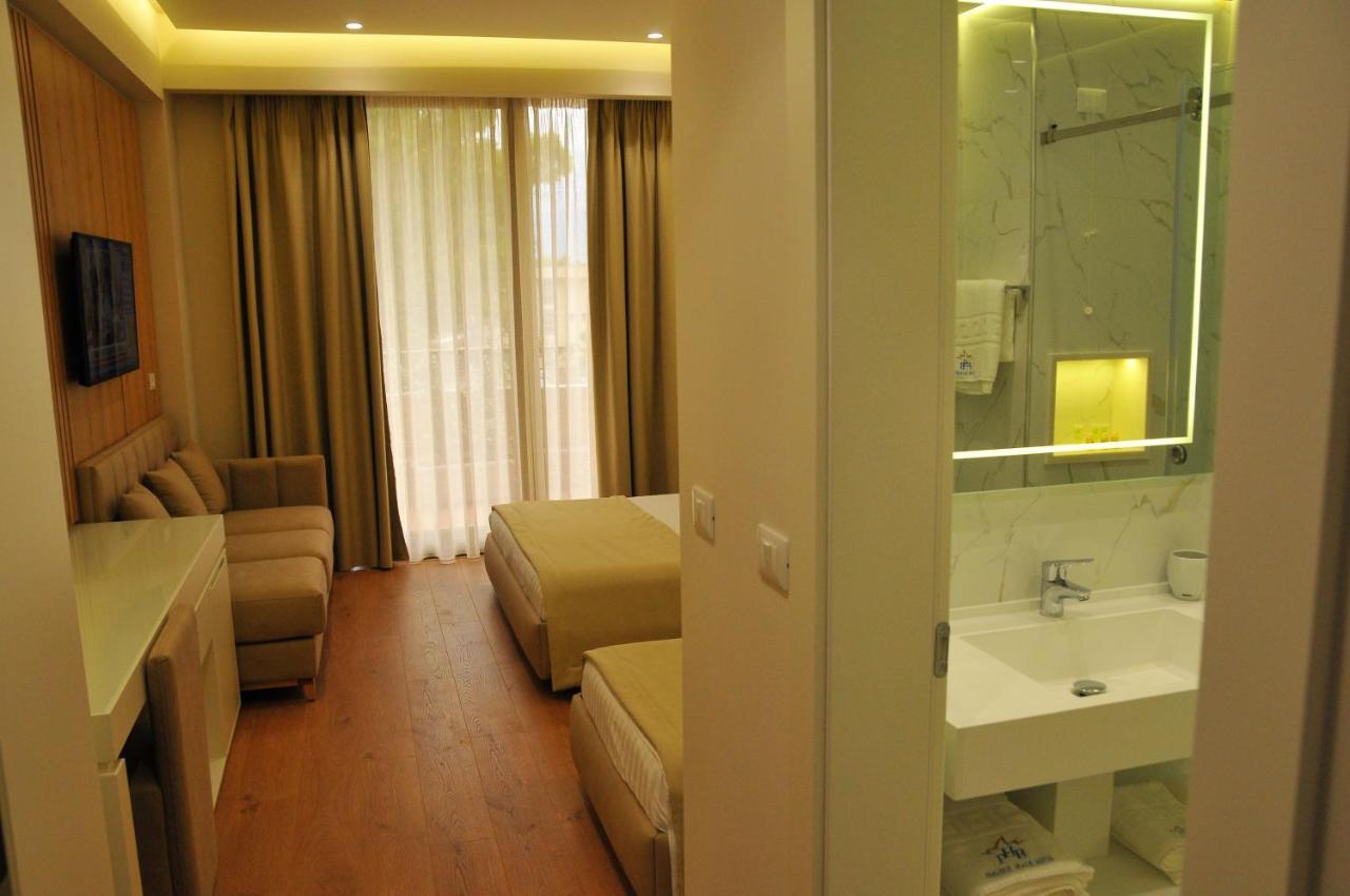 Paradise Beach Hotel Radhime Bilik gambar