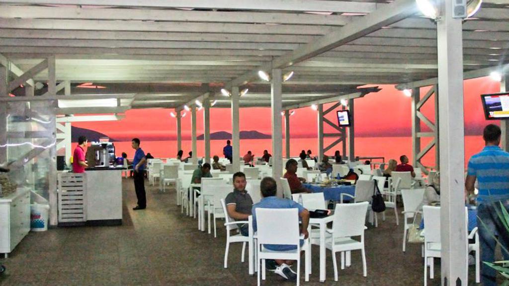 Paradise Beach Hotel Radhime Luaran gambar