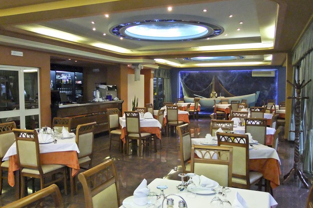 Paradise Beach Hotel Radhime Luaran gambar
