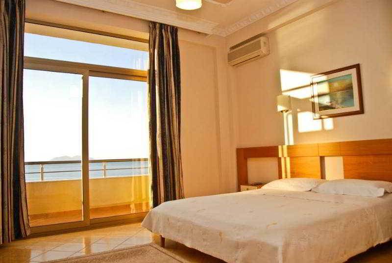 Paradise Beach Hotel Radhime Luaran gambar